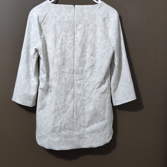 Hilton Hollis Floral Ash/Chalk Suit Separate Top SIZE 4 - Picture 6 of 6